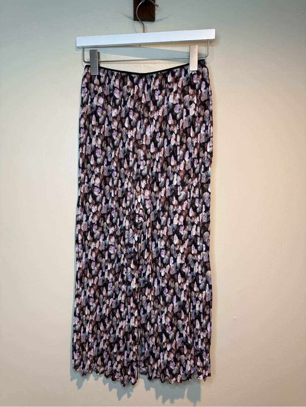 Vince Micro Painted Floral Pleated Culottes Pants - Picture 9 of 11